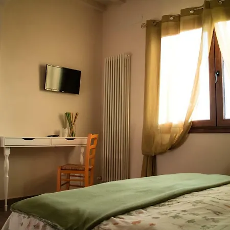 Il Marrondindo לינה וארוחת בוקר *